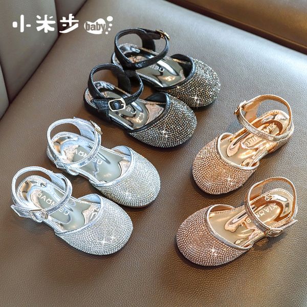 girls' rhinestone 2020 and sandals new children's wear-resistant baotou sandals girls' bright breathable princess shoes, Black;red
girls' rhinestone 2020 and sandals new children's wear-resistant baotou sandals girls' bright breathable princess shoes, Black;red