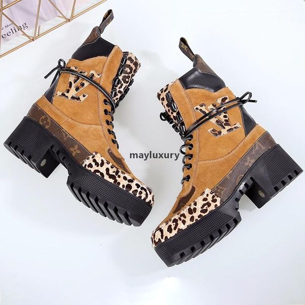 new winter boots women fashion platform ankle boots lace -up martin boots snow shoes warm 2020 laureate platform desert boot chaussures de f, Black
new winter boots women fashion platform ankle boots lace -up martin boots snow shoes warm 2020 laureate platform desert boot chaussures de f, Black