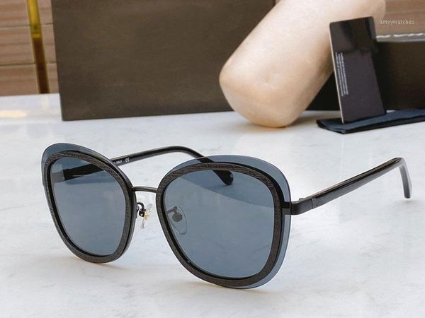 fashion square sunglasses size:63-15-145 couple models from men classic uv protection round frame classic three colors1, White;black
fashion square sunglasses size:63-15-145 couple models from men classic uv protection round frame classic three colors1, White;black