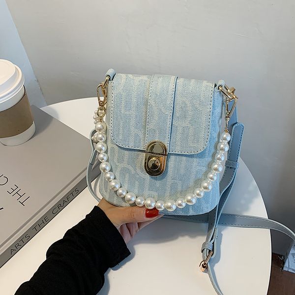 french design fashion bucket bag shoulder bag & elegant handbag crossbody width 15cm height 16cm thickness 8cm
french design fashion bucket bag shoulder bag & elegant handbag crossbody width 15cm height 16cm thickness 8cm