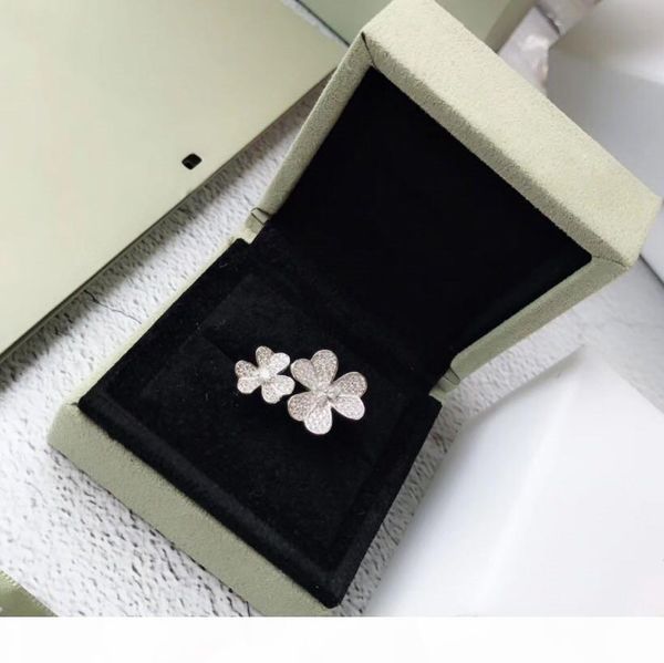 famous luxury s925 sterling silver full crystal rose and white gold double four leaf clover charm open ring for women, Golden;silver
famous luxury s925 sterling silver full crystal rose and white gold double four leaf clover charm open ring for women, Golden;silver