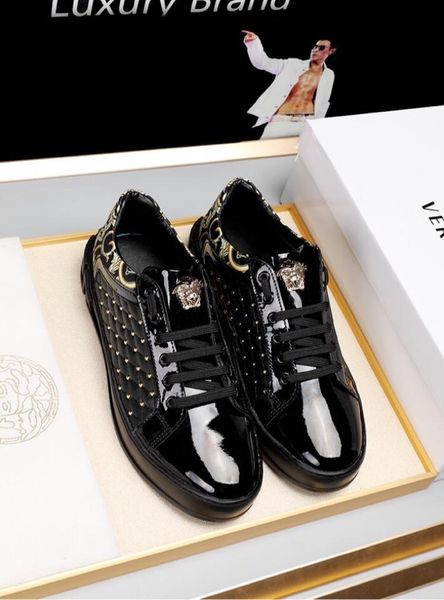 2020c luxury limited edition medusa печати вскользь вскользь тапки, высокое качество модные wild открытый мужская обувь размер: 38-45, Black
2020c luxury limited edition medusa печати вскользь вскользь тапки, высокое качество модные wild открытый мужская обувь размер: 38-45, Black