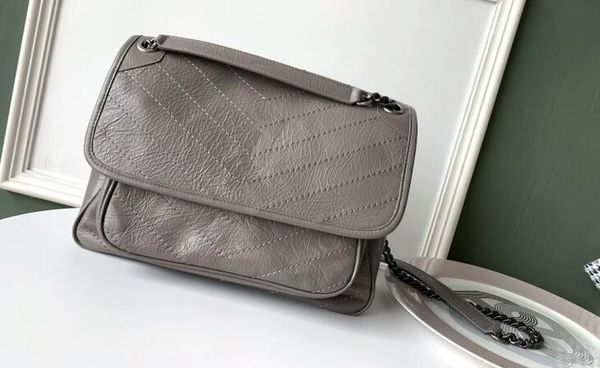new 498894 28cm niki medium vintage leather crossbody shoulder bag,front flap,metal chain bags with leather,come with dust bag
new 498894 28cm niki medium vintage leather crossbody shoulder bag,front flap,metal chain bags with leather,come with dust bag