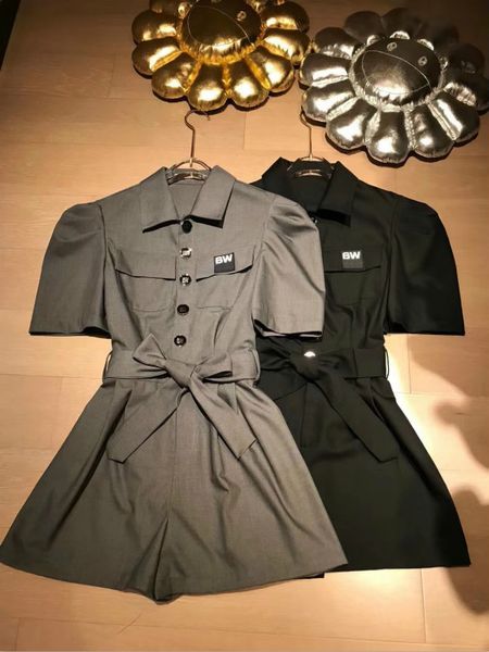 aaw080 suit collar single breasted bubble sleeve belt turn down collar one piece shorts women's jumpsuits shorts a2, Black;white
aaw080 suit collar single breasted bubble sleeve belt turn down collar one piece shorts women's jumpsuits shorts a2, Black;white