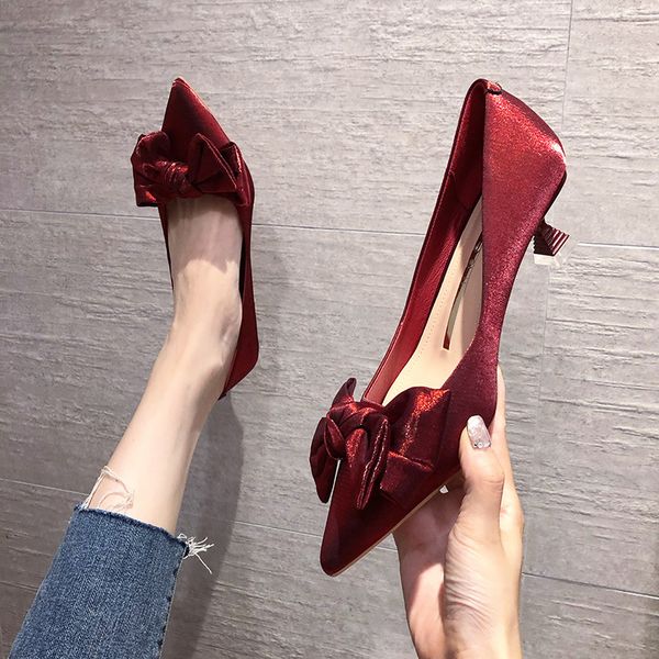 bow-knot мелкий рот обувь женщина 2020 дизайнер женщины женская обувь toe riband остроконечные вскользь тапки бабочка, Black
bow-knot мелкий рот обувь женщина 2020 дизайнер женщины женская обувь toe riband остроконечные вскользь тапки бабочка, Black
