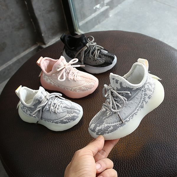 children's flying sports 2020 season new 1-3 korean style girls' sports shoes breathable mesh men's casual shoes, Black
children's flying sports 2020 season new 1-3 korean style girls' sports shoes breathable mesh men's casual shoes, Black