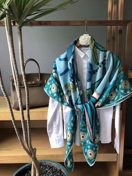 2020 new arrival autumn spring classic design 140*140 cm big size scarf 65% cashmere 35% silk scarf wrap for women lady girl t200729, Blue;gray
2020 new arrival autumn spring classic design 140*140 cm big size scarf 65% cashmere 35% silk scarf wrap for women lady girl t200729, Blue;gray