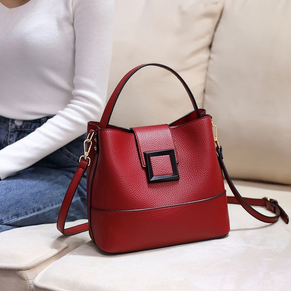 women's 2020 autumn new bucket korean style all-match shoulder crossbody bag fashionable large capacity portable bucket bag, White
women's 2020 autumn new bucket korean style all-match shoulder crossbody bag fashionable large capacity portable bucket bag, White