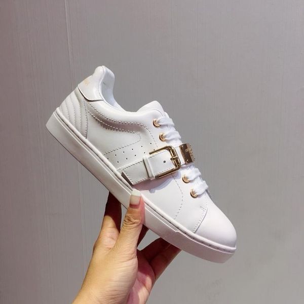 2019g winter high-end brand men's leather casual shoes, fashion wild outdoor sports shoes, original box packaging, size: 38-45
2019g winter high-end brand men's leather casual shoes, fashion wild outdoor sports shoes, original box packaging, size: 38-45
