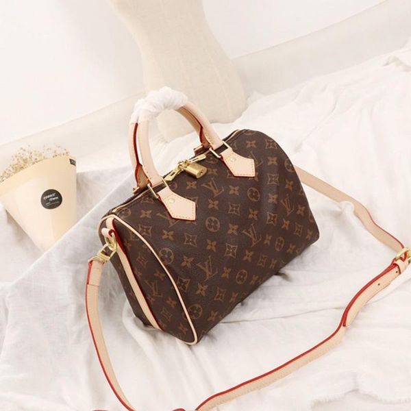 fast delivery women bag luxury designer womens shoulder bags crossbody bag zipper leather handbags handle tote lady crossbody handbags
fast delivery women bag luxury designer womens shoulder bags crossbody bag zipper leather handbags handle tote lady crossbody handbags