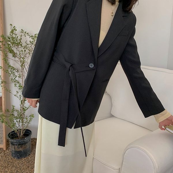 liangye2020 side strap removable jacket suit jacket korean style elegant small suit for women 81037, White;black
liangye2020 side strap removable jacket suit jacket korean style elegant small suit for women 81037, White;black