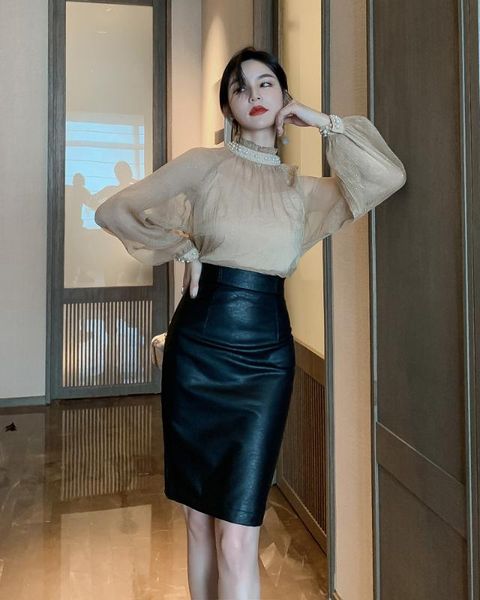 2 piece set 2020 spring high-end women suit beading full sleeve chiffon shirt and pu leather pencil skirt two piece sets, White
2 piece set 2020 spring high-end women suit beading full sleeve chiffon shirt and pu leather pencil skirt two piece sets, White