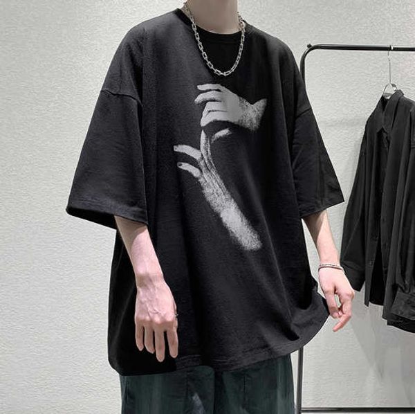 new men's short-sleeved t-shirt trendy loose half-sleeved all-match handsome, White;black
new men's short-sleeved t-shirt trendy loose half-sleeved all-match handsome, White;black