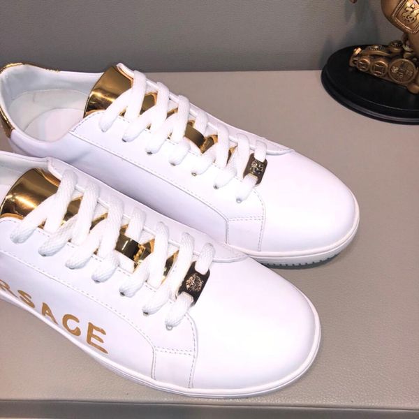 2019q custom new men's leather white shoes, trend wild flat-bottomed sneakers, comfortable shoes original box packaging: 38-44, Black
2019q custom new men's leather white shoes, trend wild flat-bottomed sneakers, comfortable shoes original box packaging: 38-44, Black
