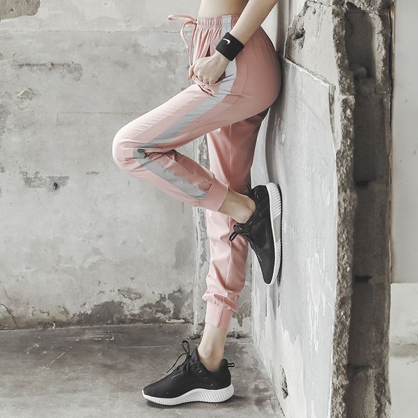 yoga outfits women pants high fitness elastic sport leggings tights sports slim running sportswear training trousers solid color, White;red
yoga outfits women pants high fitness elastic sport leggings tights sports slim running sportswear training trousers solid color, White;red