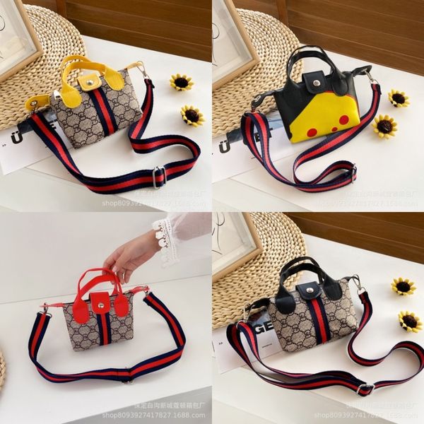девочка мини crossbody сумка 2020 лето пвх прозрачного студень сумки для малышей девушки малого clear crossbody сумка кошелек сумка # 144, Black
девочка мини crossbody сумка 2020 лето пвх прозрачного студень сумки для малышей девушки малого clear crossbody сумка кошелек сумка # 144, Black