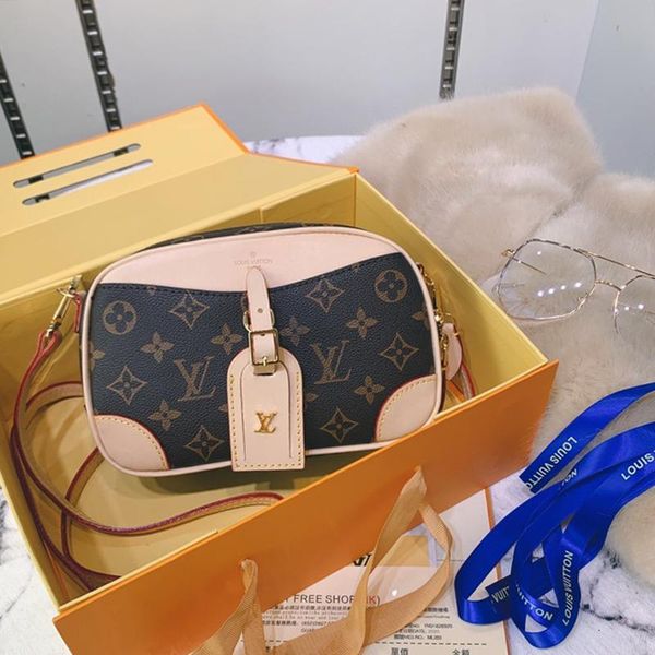 fashion classic women bag fast delivery leather shoulder bags lady crossbody bag womens designer luxury messenger bags
fashion classic women bag fast delivery leather shoulder bags lady crossbody bag womens designer luxury messenger bags