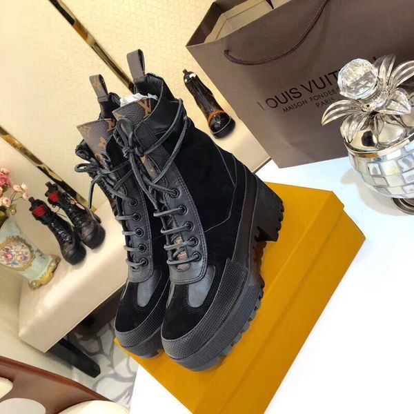 2020-2019i fashion wild ladies short boots ladies print striped non-slip summer casual ladies short shoes with a full original package deliv
2020-2019i fashion wild ladies short boots ladies print striped non-slip summer casual ladies short shoes with a full original package deliv