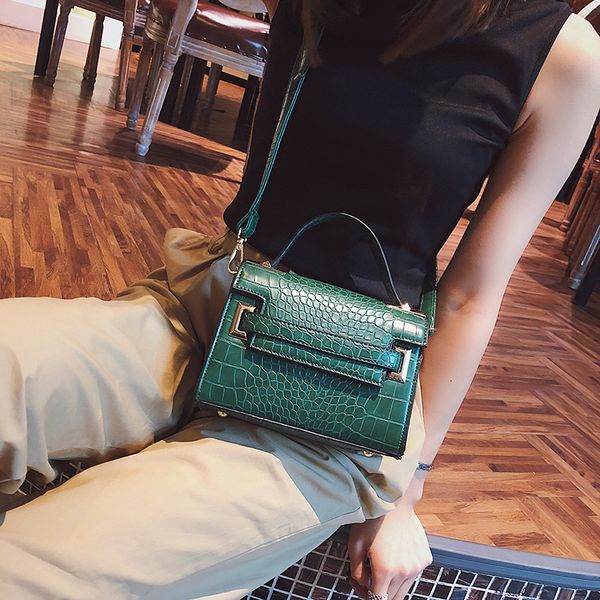 handbags female crocodile crossbody bags for women pu leather small shoulder bag young girl messenger bags ladies hand tote bag
handbags female crocodile crossbody bags for women pu leather small shoulder bag young girl messenger bags ladies hand tote bag