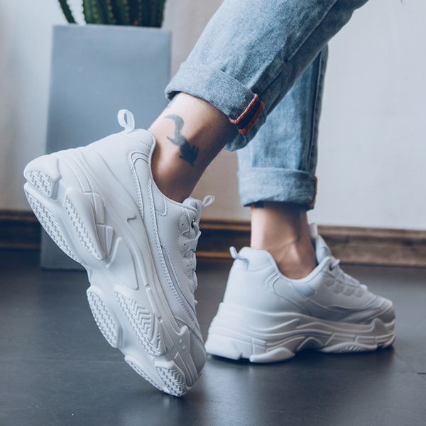 2019 winter chunky sneakers men sport shoes vulcanize white sneakers basket femme dad shoes running lover shoes men krasovki t200722, Black
2019 winter chunky sneakers men sport shoes vulcanize white sneakers basket femme dad shoes running lover shoes men krasovki t200722, Black