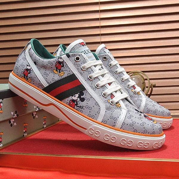 new luxury men shoes fashion with box sports shoes casual athletic chaussures pour hommes mens tennis 1977 sneaker scarpe da uomo sale, Black
new luxury men shoes fashion with box sports shoes casual athletic chaussures pour hommes mens tennis 1977 sneaker scarpe da uomo sale, Black