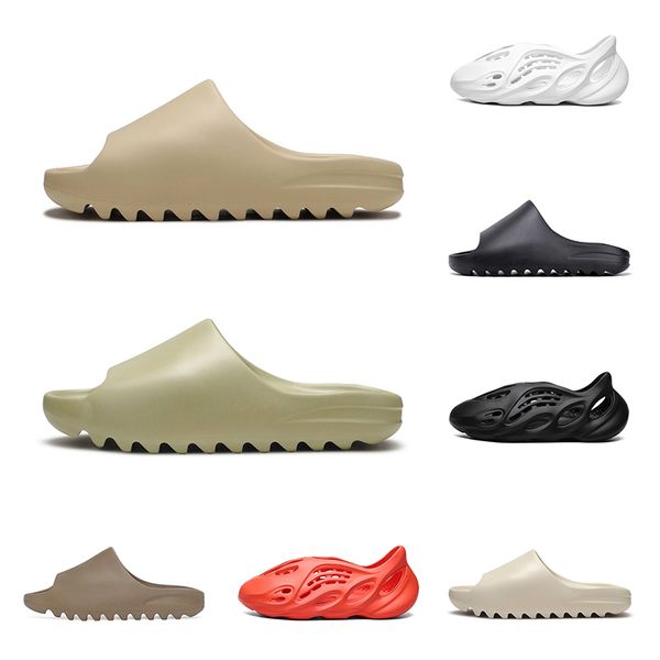 2020 quality chaussures kanye slide slippers for men women desert triple black resin foam outdoor sandals runner sneakers size 36-45
2020 quality chaussures kanye slide slippers for men women desert triple black resin foam outdoor sandals runner sneakers size 36-45