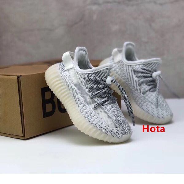 shoes ale kids designer running kanye west wave runner 3m reflective kid trainers boy girl sneakers children athletic shoes 26-35
shoes ale kids designer running kanye west wave runner 3m reflective kid trainers boy girl sneakers children athletic shoes 26-35