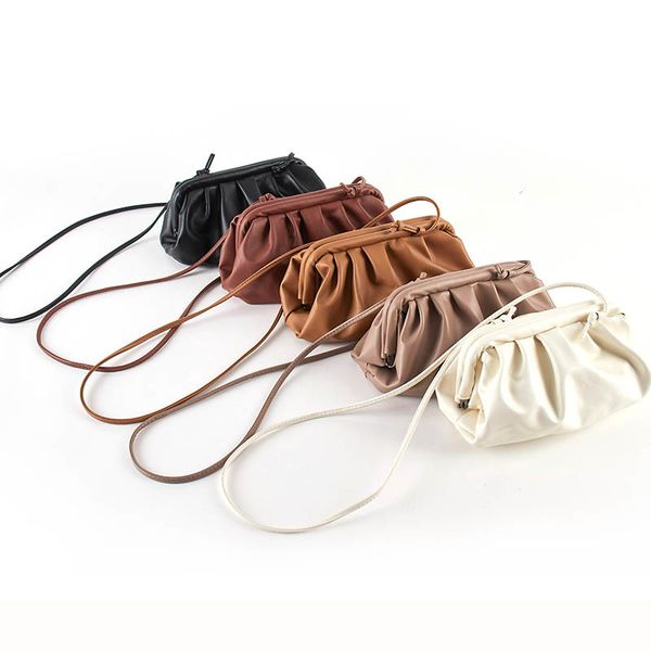 luxury designer new cloud shape women day clutch bag pleated dumpling shoulder messenger bag small cute lady crossbody cloud bag
luxury designer new cloud shape women day clutch bag pleated dumpling shoulder messenger bag small cute lady crossbody cloud bag