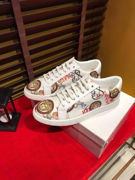 2020-2019f autumn high-end custom leather men's outdoor casual shoes, high-quality fashion sports shoes, wild low-shoes, size: 38-4
2020-2019f autumn high-end custom leather men's outdoor casual shoes, high-quality fashion sports shoes, wild low-shoes, size: 38-4