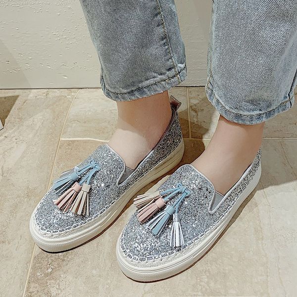 plus size 35-44 women casual shoes fringed loafers flat on platform loafer bling slip on shoes ladies flats espadrilles 8240c, Black
plus size 35-44 women casual shoes fringed loafers flat on platform loafer bling slip on shoes ladies flats espadrilles 8240c, Black