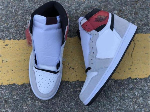 2020 fashion 1 og high light smoke grey basketball shoes white black varsity red 555088-126 authentic sports shoes size 7-13 0q0
2020 fashion 1 og high light smoke grey basketball shoes white black varsity red 555088-126 authentic sports shoes size 7-13 0q0
