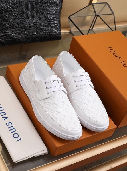 2020e new brand menswear designer design classic popular jogging sports shoes casual shoes to send original box for fast delivery, Black
2020e new brand menswear designer design classic popular jogging sports shoes casual shoes to send original box for fast delivery, Black