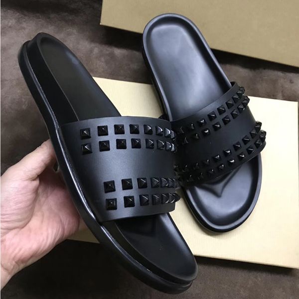 men designer slippers luxury slides flip flops red bottom sandals genuine leather with spikes shoes mens black flat comfortable beach shoes
men designer slippers luxury slides flip flops red bottom sandals genuine leather with spikes shoes mens black flat comfortable beach shoes