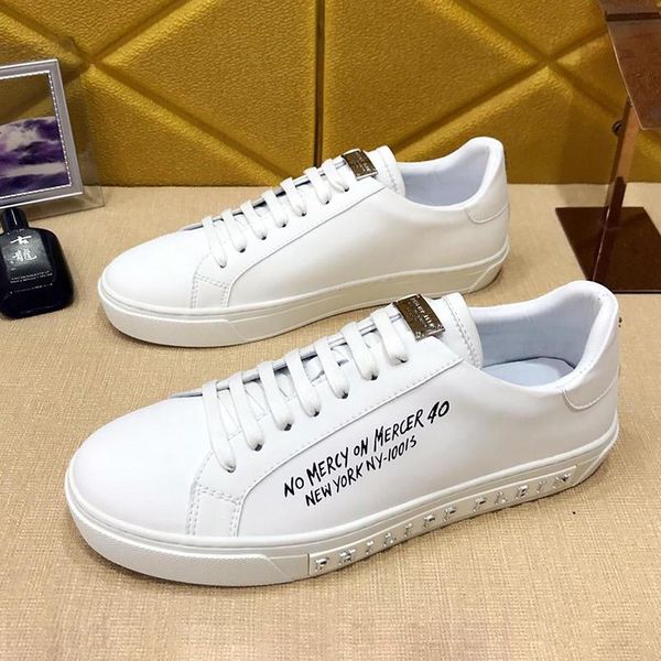 low mens shoes casual vintage fashion autumn and winter scarpe da uomo di lusso lightweight lace -up shoes with origin box
low mens shoes casual vintage fashion autumn and winter scarpe da uomo di lusso lightweight lace -up shoes with origin box