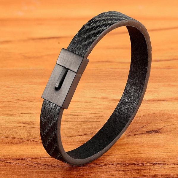 828 classic simple style leather texture stainless steel push button men's leather bracelet handsome boy special gift discount, Golden;silver
828 classic simple style leather texture stainless steel push button men's leather bracelet handsome boy special gift discount, Golden;silver