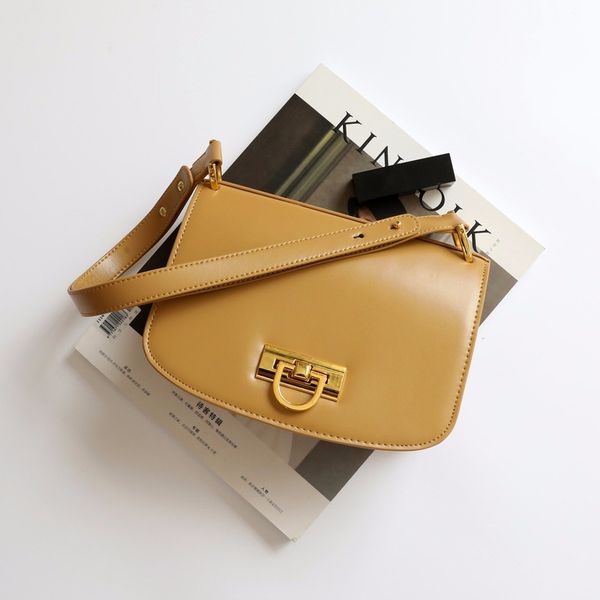 women's new wild retro fashion genuine leather one-shoulder messenger bag