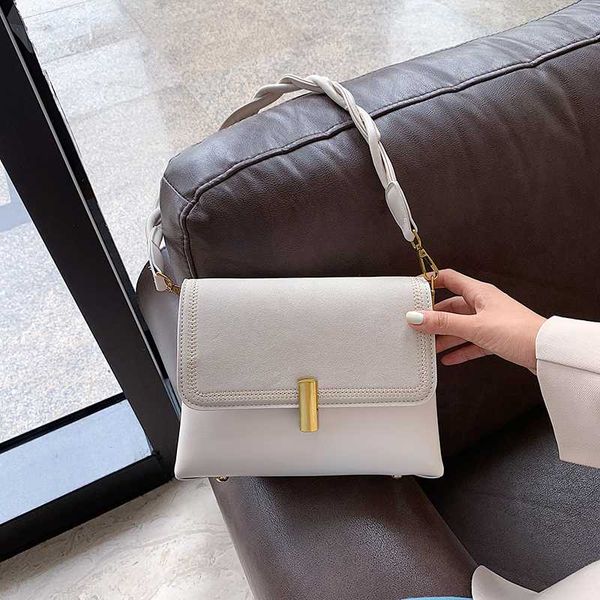 мода сумки на ремне, pu кожа crossbody сумки для плеча высокого качества женщин сумка сумки для женщин путешествия леди crossbody
мода сумки на ремне, pu кожа crossbody сумки для плеча высокого качества женщин сумка сумки для женщин путешествия леди crossbody