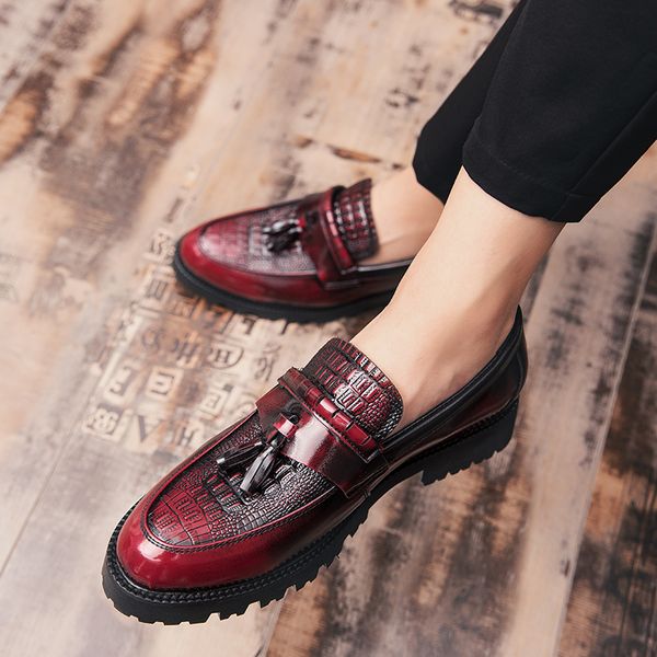 new british casual leather men shoes loafers moccasins tassel dress shoes man oxfords mens wedding shoes zapatos vestir, Black
new british casual leather men shoes loafers moccasins tassel dress shoes man oxfords mens wedding shoes zapatos vestir, Black