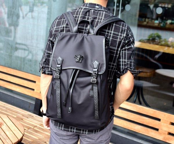 2020u luxury leather backpack. handmade, material production, with original box for fast delivery within 8 days 
2020u luxury leather backpack. handmade, material production, with original box for fast delivery within 8 days