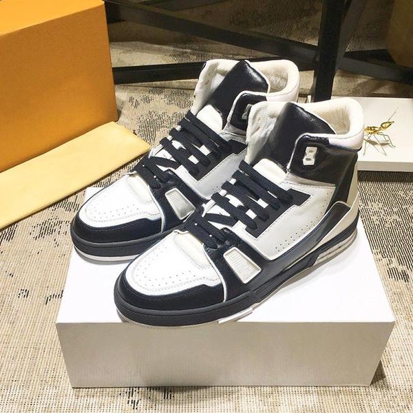 fashion brands trainer sneaker boot men 's shoes autumn and winter footwears lightweight lace -up high casual men shoes chunky sne, Black
fashion brands trainer sneaker boot men 's shoes autumn and winter footwears lightweight lace -up high casual men shoes chunky sne, Black