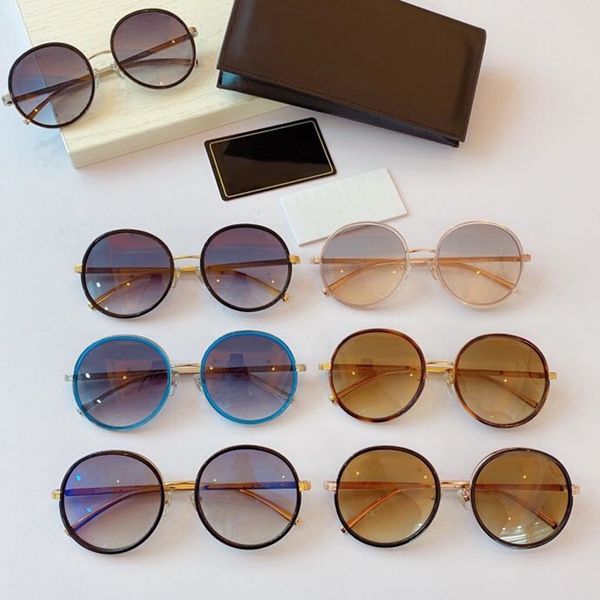 new 2020 women men sunglasses ch2299 goggle frame gafas fashion male female eyewear lentes oculos gafas de sol box, White;black
new 2020 women men sunglasses ch2299 goggle frame gafas fashion male female eyewear lentes oculos gafas de sol box, White;black