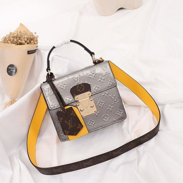 new arrival women luxury designer bag handbags leather shoulder retro flap crossbody handbags handle totes messenger bag
new arrival women luxury designer bag handbags leather shoulder retro flap crossbody handbags handle totes messenger bag