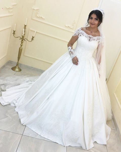 luxury satin lace wedding dresses lace applique ball gown modern plus size wedding gowns sheer long sleeves boat neck bridal dresses 2020, White
luxury satin lace wedding dresses lace applique ball gown modern plus size wedding gowns sheer long sleeves boat neck bridal dresses 2020, White