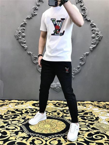 горячие мужские дизайнеры tracksuit марка мужские костюмы тигра jogger костюмы luxury leisure женские sportsuits печати бегуна sweatsuit, Gray
горячие мужские дизайнеры tracksuit марка мужские костюмы тигра jogger костюмы luxury leisure женские sportsuits печати бегуна sweatsuit, Gray