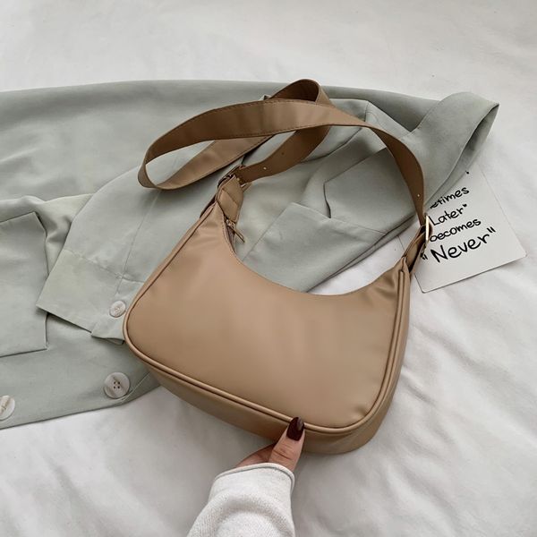pu leather women fashion messenger bags large capacity ladies hobos purse handbags simple female tote armpit purse shoulder bag
pu leather women fashion messenger bags large capacity ladies hobos purse handbags simple female tote armpit purse shoulder bag