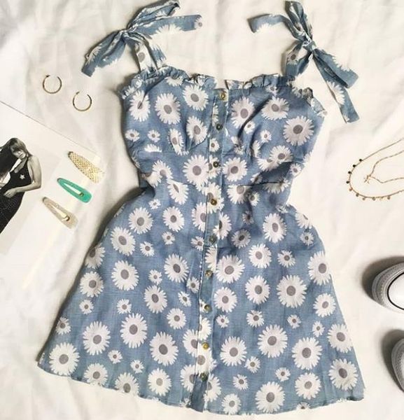 camisoles & tanks summer pastoral style fresh daisy print slim ruffled strap mini dress woman vestido de mujer vestidos femme robe, Black;white
camisoles & tanks summer pastoral style fresh daisy print slim ruffled strap mini dress woman vestido de mujer vestidos femme robe, Black;white