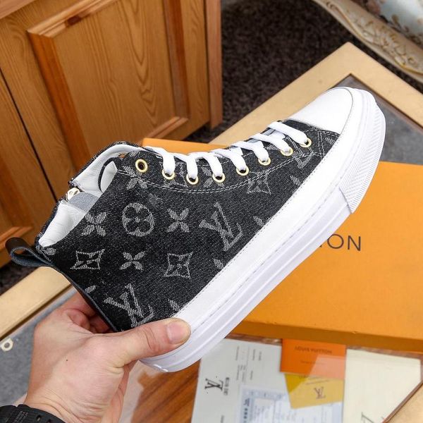 high men 's shoes popular high casual zapatos de moda para hombre autumn and winter lace -up sports shoes with origin
high men 's shoes popular high casual zapatos de moda para hombre autumn and winter lace -up sports shoes with origin