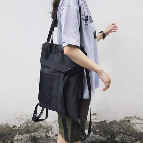 shoulder bags drawstring pocket nylon sports bag travel men and women neutral portable
shoulder bags drawstring pocket nylon sports bag travel men and women neutral portable