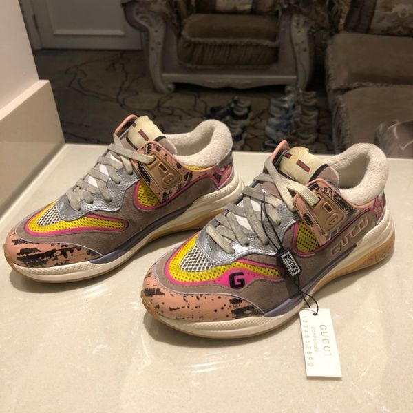 2020 new cs luxury designer ultrapace series couple sports shoes men and women daily fashion casual shoes luxury quality
2020 new cs luxury designer ultrapace series couple sports shoes men and women daily fashion casual shoes luxury quality