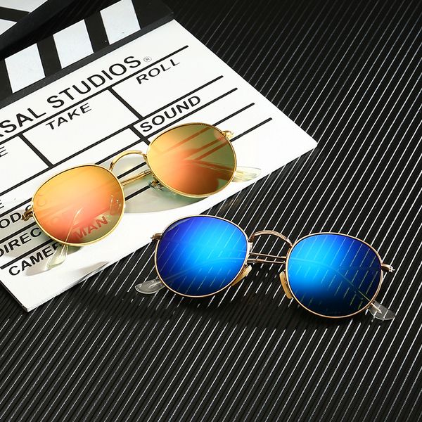 2020 new fashion sunglasses men and women aviator glasses anti-uv sunglasses outdoor beach riding mirror metal frame 3447, White;black
2020 new fashion sunglasses men and women aviator glasses anti-uv sunglasses outdoor beach riding mirror metal frame 3447, White;black